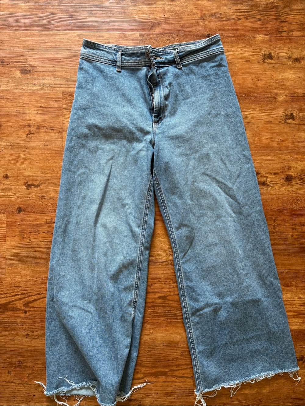 Zara Women’s Light Blue Relaxed Wide-Leg Jeans